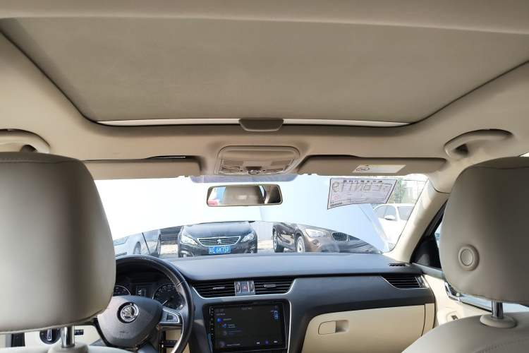 Used Skoda Octavia 2016 1.6L Automatic Smart Drive Edition
