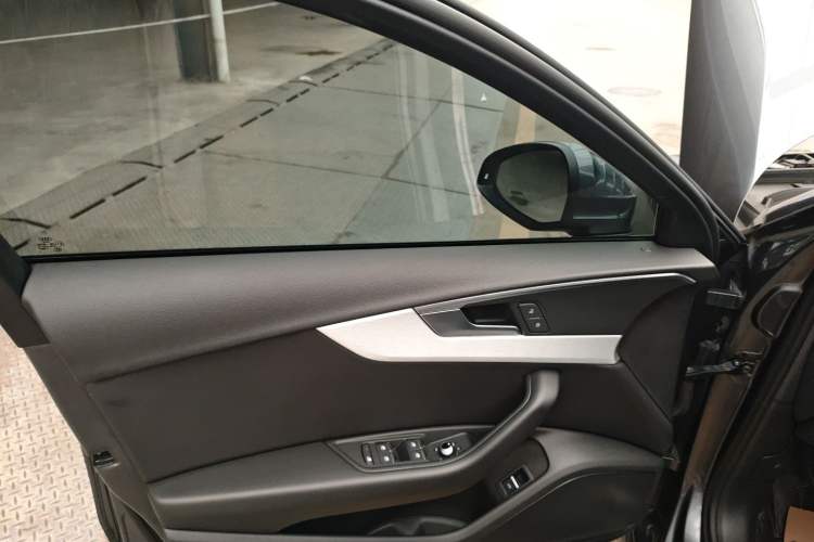 Used Audi A4L 2020 40 TFSI Fashion Dynamic Model
