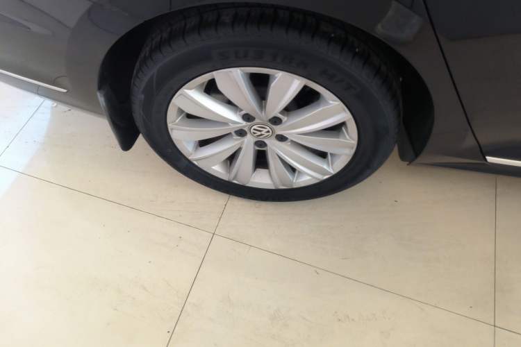 Used Volkswagen Passat 2019 330TSI Elite Edition China VI
