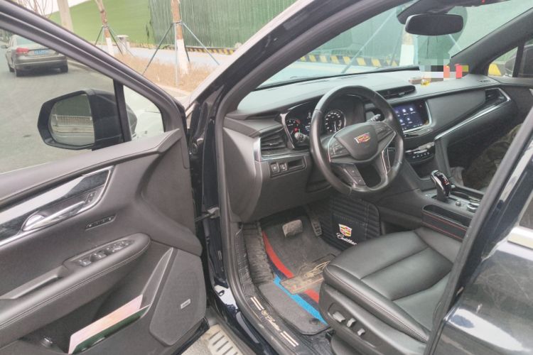 Used Cadillac XT5 2022 2.0T Two-Wheel Drive Luxury Version
