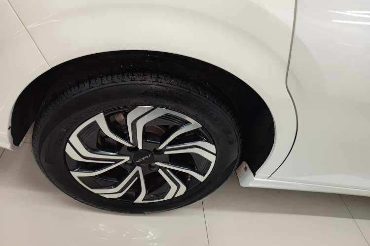 Used Dongfeng Aeolus Yixuan 2021 230T Automatic Glory Edition
