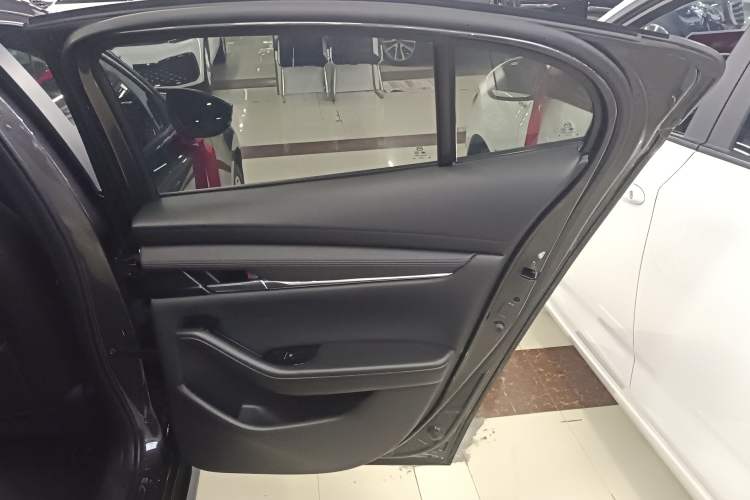 Used Mazda Mazda 3 Axela 2022 2.0L Automatic Zhi Rui Edition
