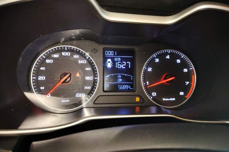 Used MG ZS 2018 1.5L Automatic Luxury Edition China V Standard
