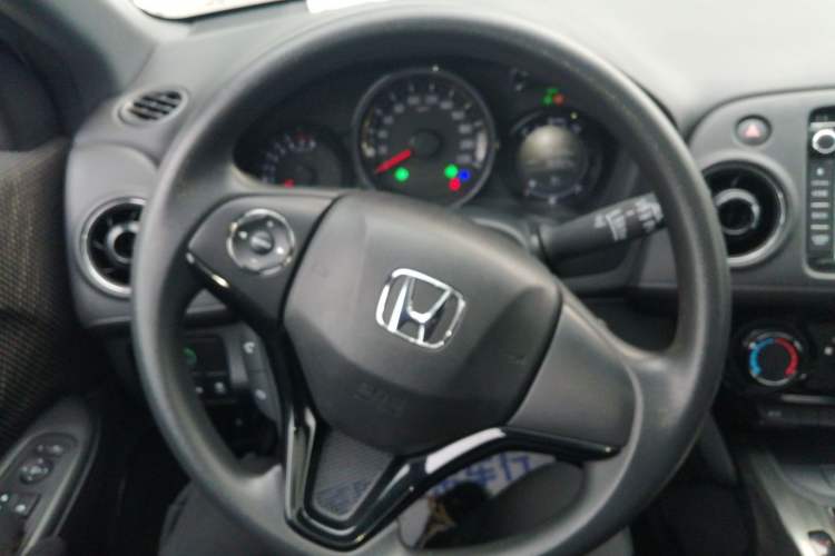 Used Honda XR-V 2015 1.8L EXi CVT Comfort Version