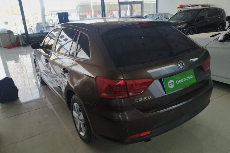 Used Volkswagen Lavida 2013 Revised Classic 1.6L Automatic Fashion Edition
