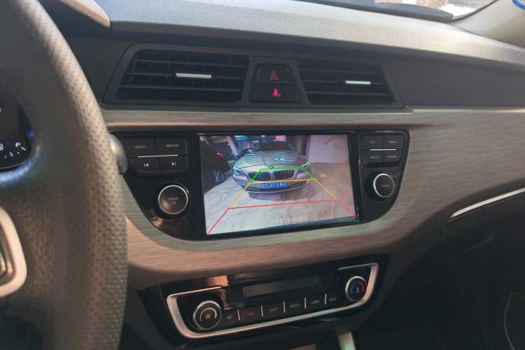 Used Geely Auto Vision X3 2017 1.5L Automatic Prestige Model