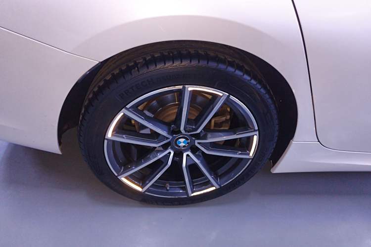 Used BMW 3 Series 2021 Second Facelift 320Li M Sport Package
