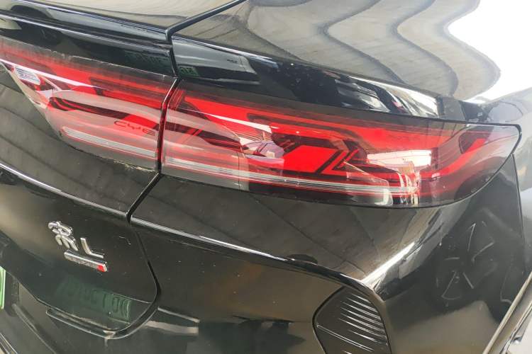 Used BYD Song L EV 2025 Intelligent Driving Version 662 km LiDAR Excellence Edition