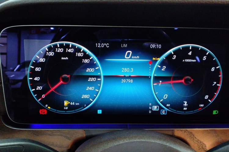 Used Mercedes-Benz E-Class 2023 Facelift E 260 L