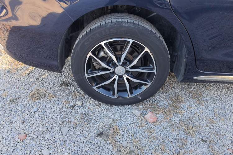 Used BYD Song MAX 2018 1.5T Automatic Smart Connect Elite Model with 6 Seats
