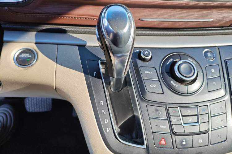 Used Buick GL8 2017 25S Comfort Version China V Standard
