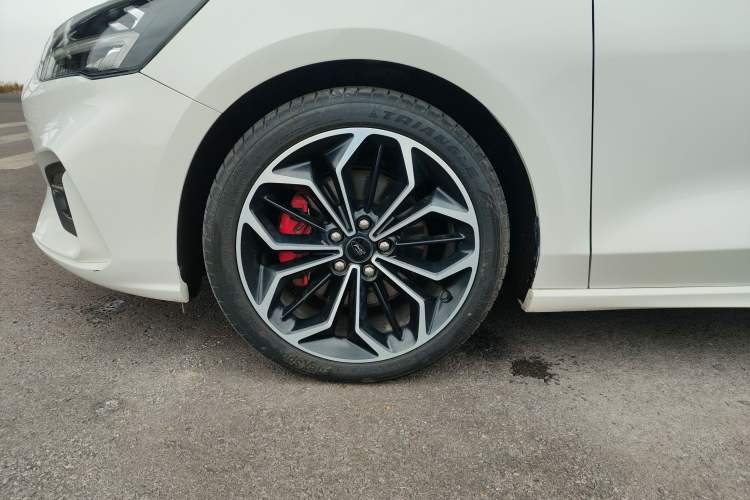 Used Ford Focus 2021 Hatchback EcoBoost 180 Automatic ST Line
