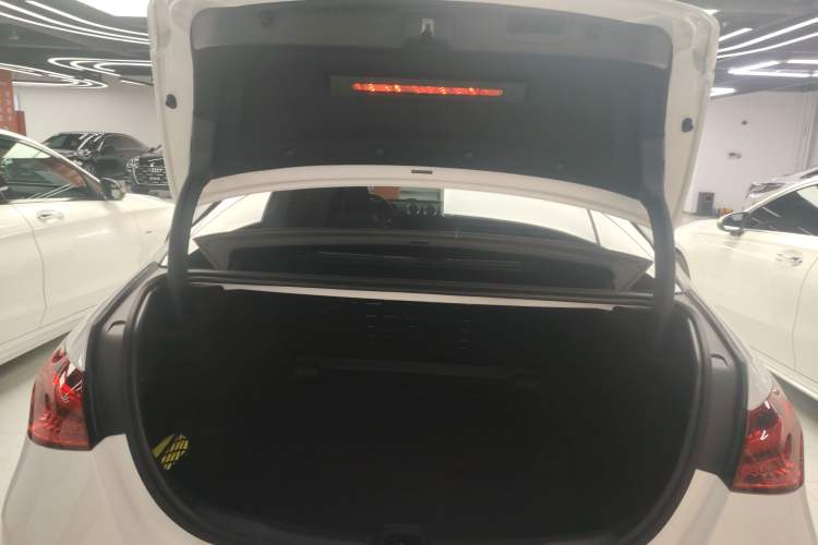 Used Mercedes-Benz C-Class 2025 C 260 L Sport Edition
