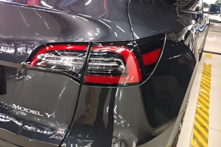 Used Tesla Model Y 2024 Rear-Wheel-Drive Version
