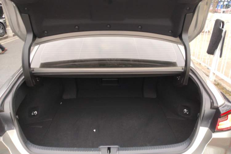 Used Lexus ES 2025 200 Premium Edition
