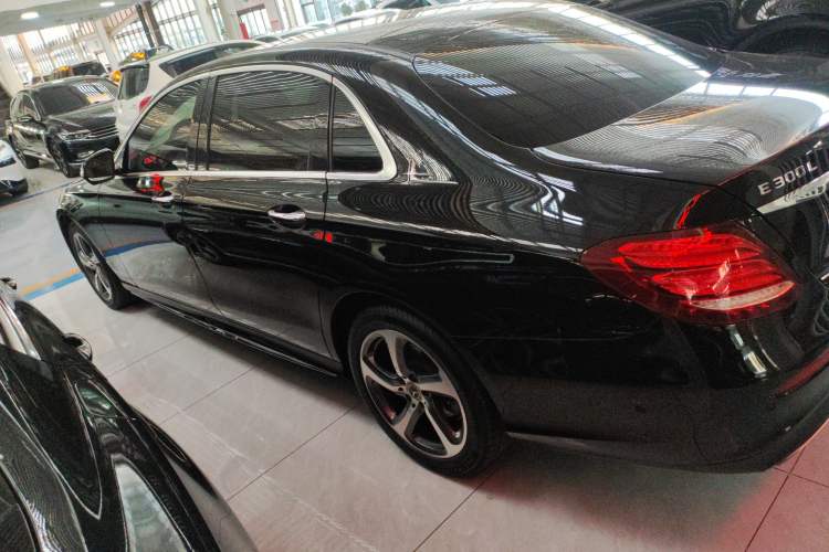 Used Mercedes-Benz E-Class 2019 Restyled E 300 L Sporty and Stylish Edition
