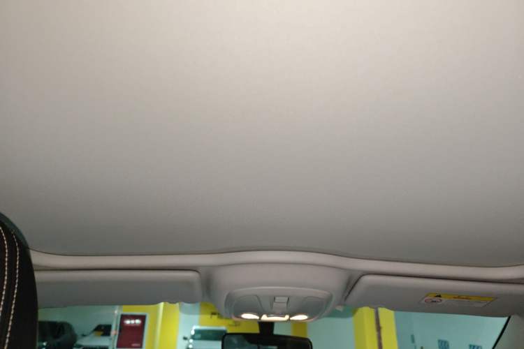 Used Peugeot 308S 2015 1.2T Automatic Jingchi Edition
