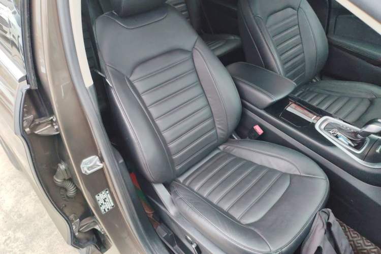 Used Ford Edge 2016 EcoBoost 245 Four-Wheel Drive Titanium Edition 7-Seater