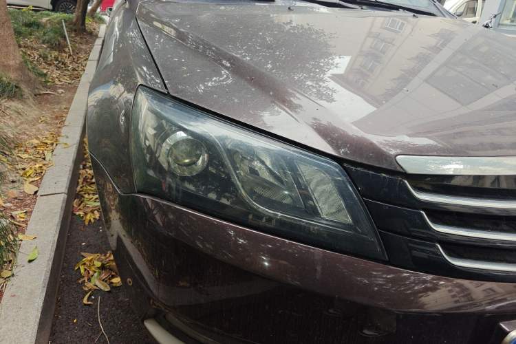 Used Geely Auto Emgrand 2014 Sedan 1.5L Manual Elite Model
