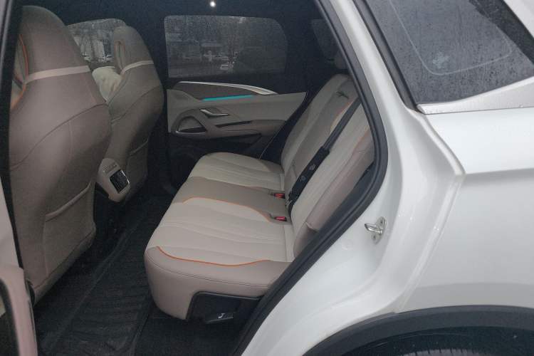 Used BYD Song Pro New Energy 2024 HONOR Edition DM-i 110KM Excellence Model
