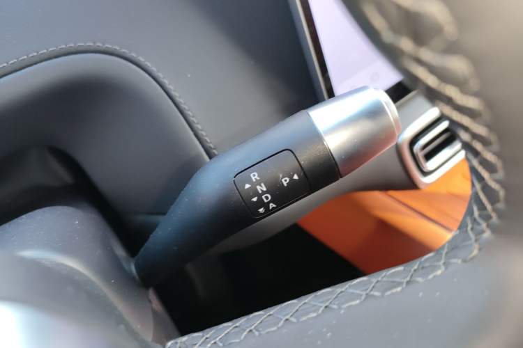 Used Li Auto L6 2025 Pro Smart Refresh Edition
