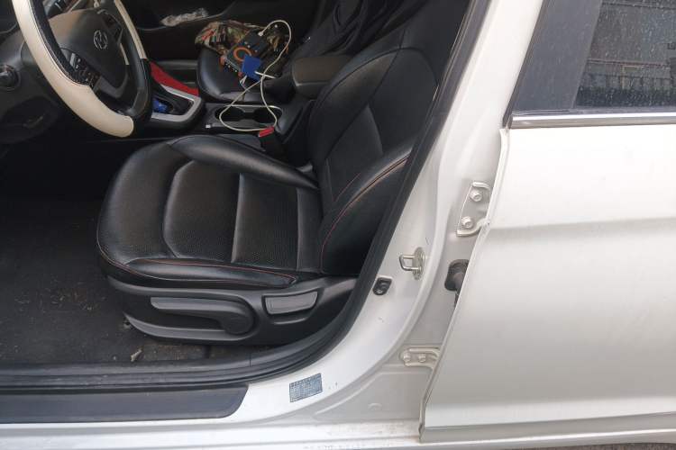 Used Hyundai Elantra 2016 1.6L Automatic ZhiXuan – Elite Version
