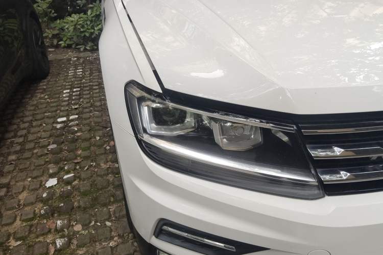 Used Volkswagen Tiguan L 2017 330TSI Automatic Two-Wheel Drive Luxury Edition
