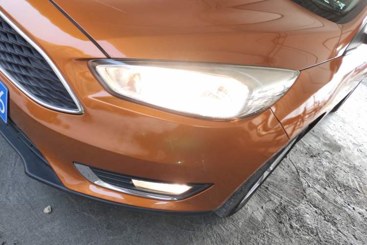 Used Ford Focus 2015 Hatchback 1.6L Automatic Fashion Edition
