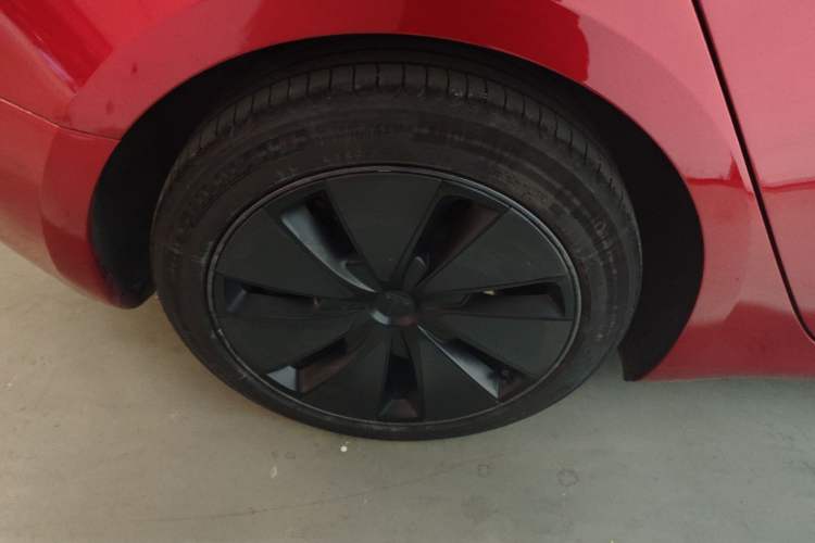 Used Tesla Model 3 2023 Rear-Wheel-Drive Version
