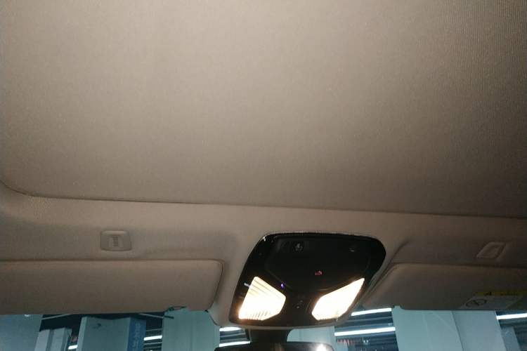 Used BMW 5 Series 2018 525Li Luxury Package
