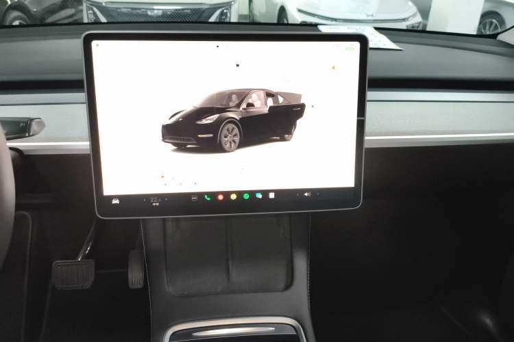 Used Tesla Model Y 2023 Long-Range All-Wheel-Drive Version
