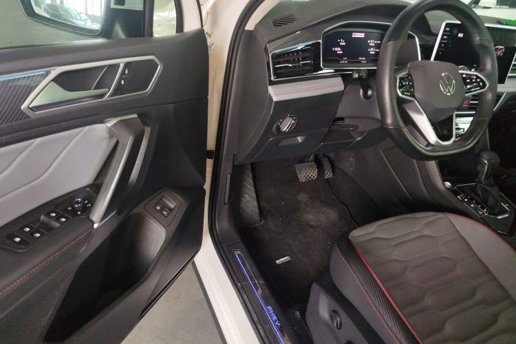 Used Volkswagen Tiguan L New Energy 2022 430 PHEV Plug-in Hybrid Flagship Edition
