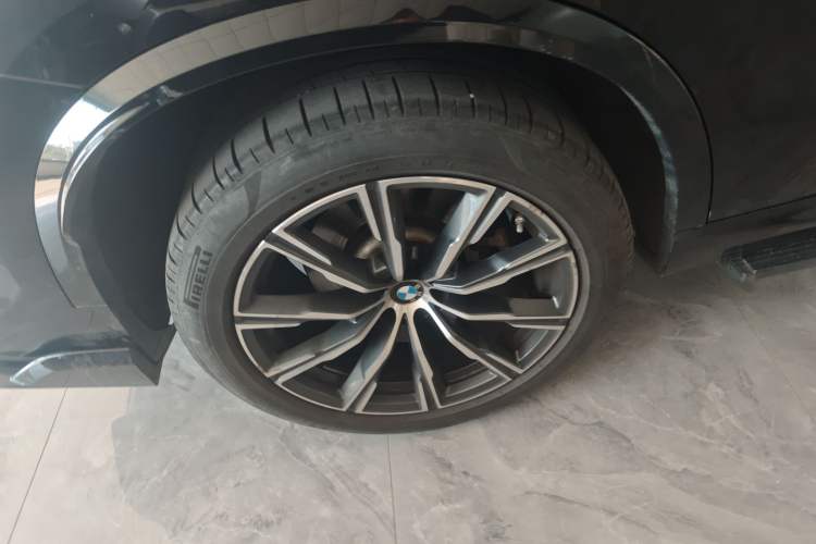 Used BMW X5 2022 Restyled xDrive 30Li Luxury Version M Sport Package