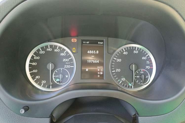 Used Mercedes-Benz Vito 2016 2.0T Business Edition
