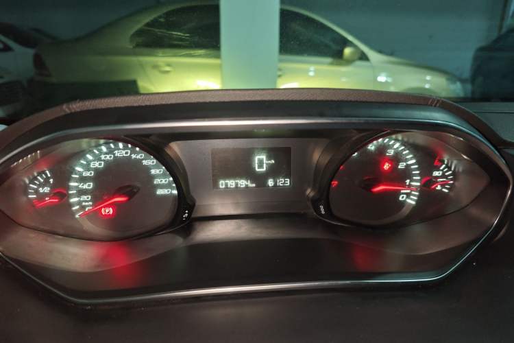 Used Peugeot 308 2016 1.6L Manual Fashion Edition
