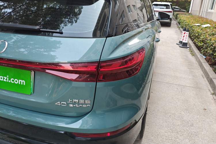 Used Audi Q5 e-tron 2022 40 e-tron Starlight Edition Mech Kit
