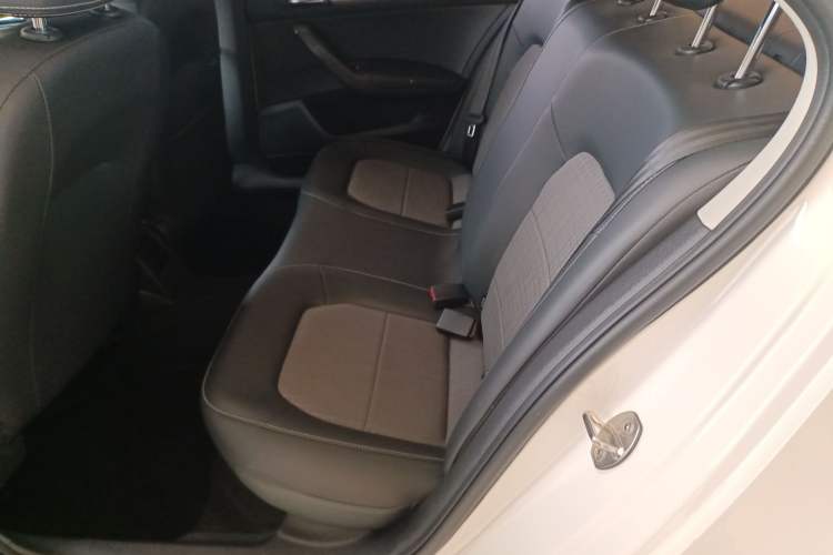 Used Volkswagen Santana 2016 1.6L Automatic Comfort Edition
