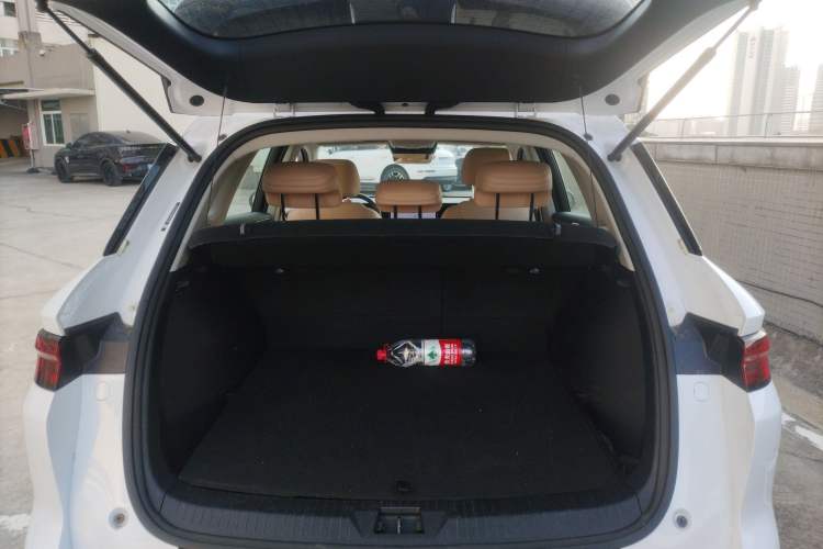 Used BYD Song Pro New Energy 2025 Second-Generation DM-i 75KM Leading Edition
