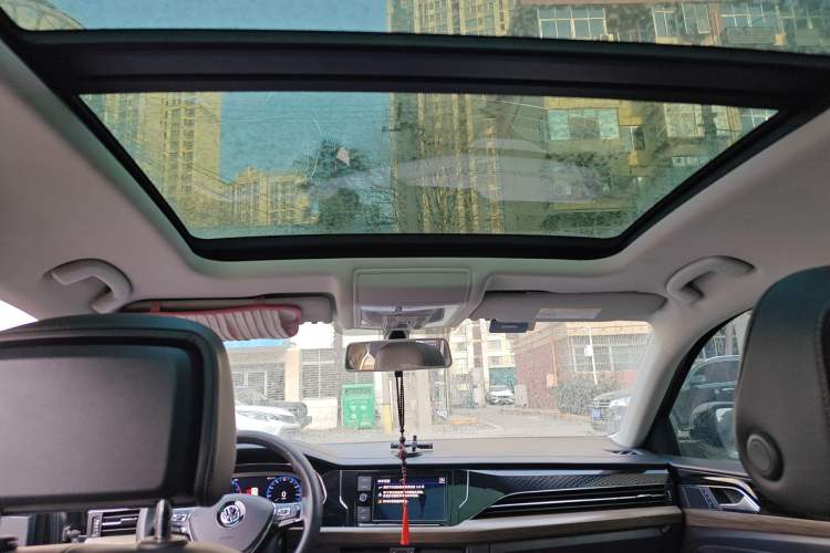 Used Volkswagen Passat 2019 330TSI Luxury Edition China VI Standard