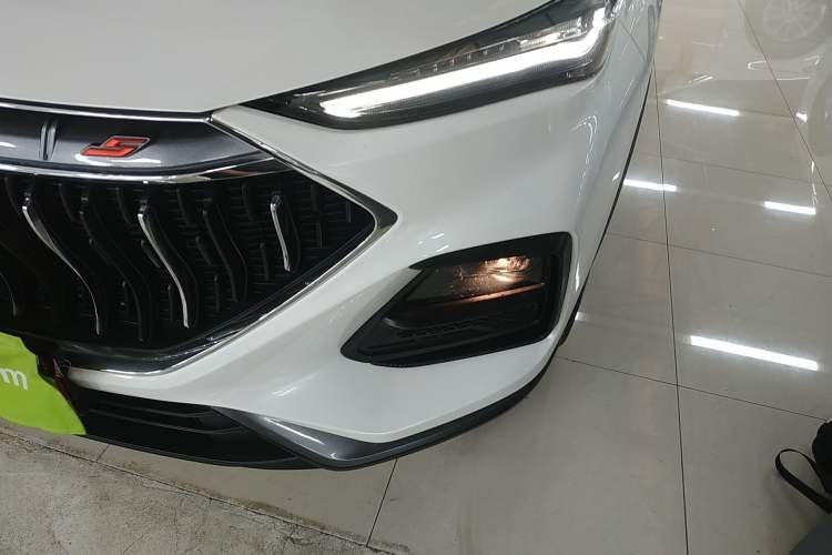 Used Oshan X5 2021 Revised Version 1.5T DCT Luxury Edition
