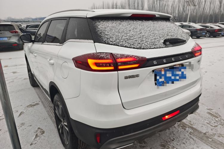 Used Geely Auto Emgrand X7 Sport 2022 1.8TD DCT Zhiya Trim