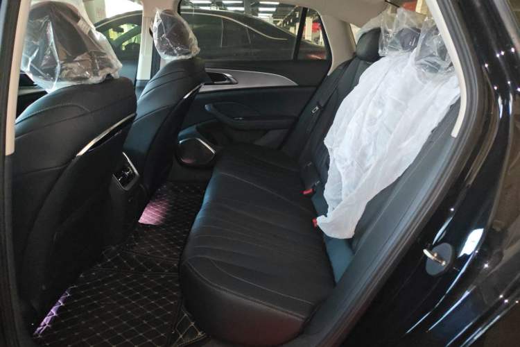 Used Hongqi H5 2024 1.5T DCT Smart Connect Flagship Edition
