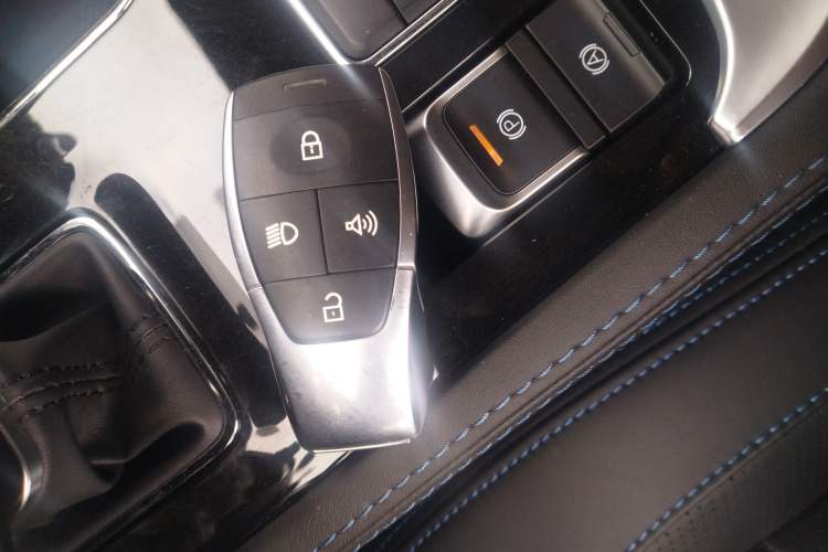 Used  BJ40 2024 2.0D Blade Hero Glory Edition
