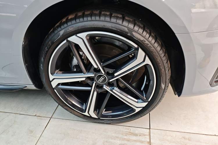 Used Audi A4L 2025 2 Million Units Enjoyment Version 40 TFSI Luxury Dynamic Edition