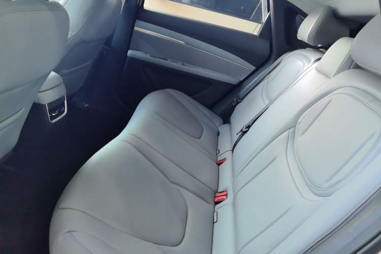 Used XPeng MONA M03 2024 620 with Ultra-Long Range
