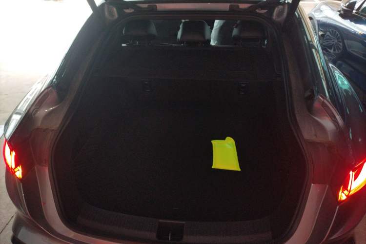 Used MG 7 2025 2.0T 405 AT Luxury Edition
