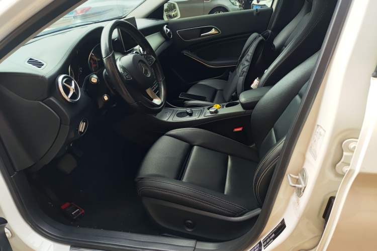 Used Mercedes-Benz GLA 2016 GLA 200 Fashion Model