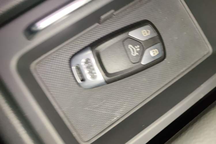 Used Audi Q5L 2020 Revised 40 TFSI Prestige Edition