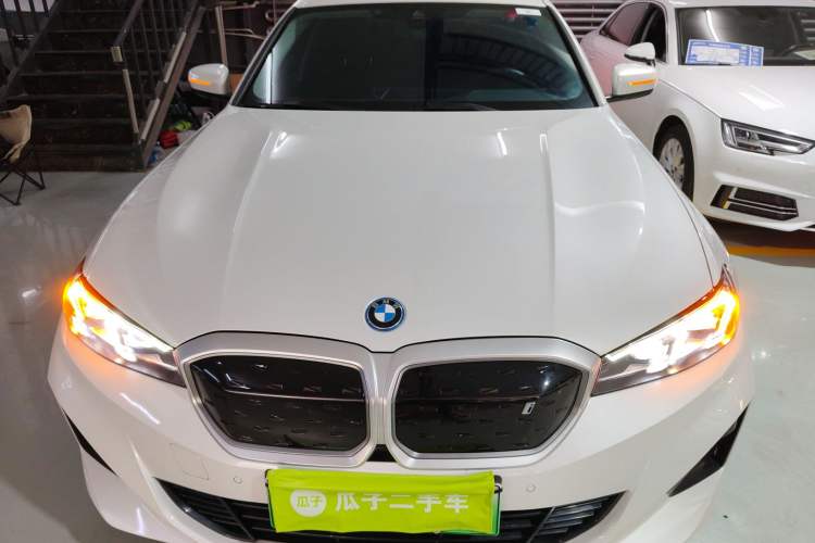 Used BMW i3 2024 eDrive 35 L
