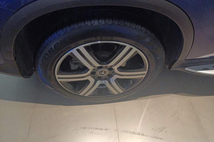 Used Mercedes-Benz GLC Coupe 2020 GLC 260 4MATIC Coupe SUV
